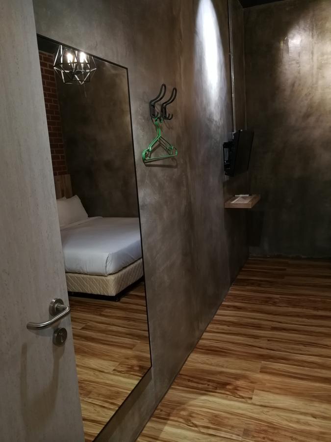 The Rise Room Kuala Terengganu Exterior photo A room at the hotel